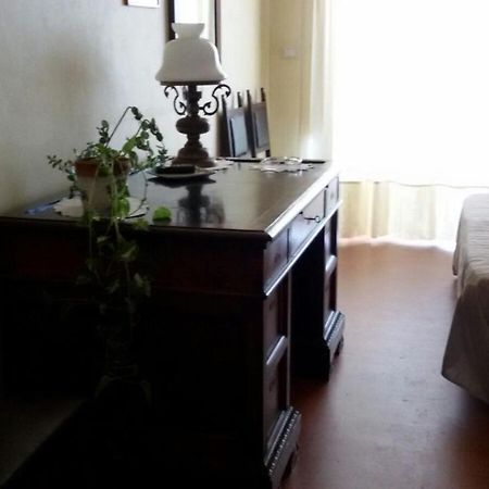 A Casa Di Tommy B&B 아치레알레 외부 사진
