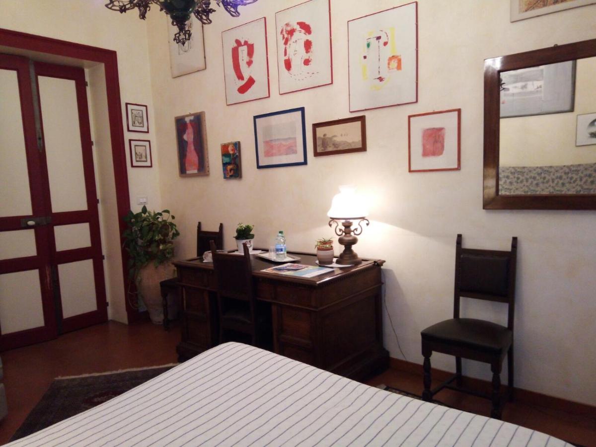 A Casa Di Tommy B&B 아치레알레 외부 사진