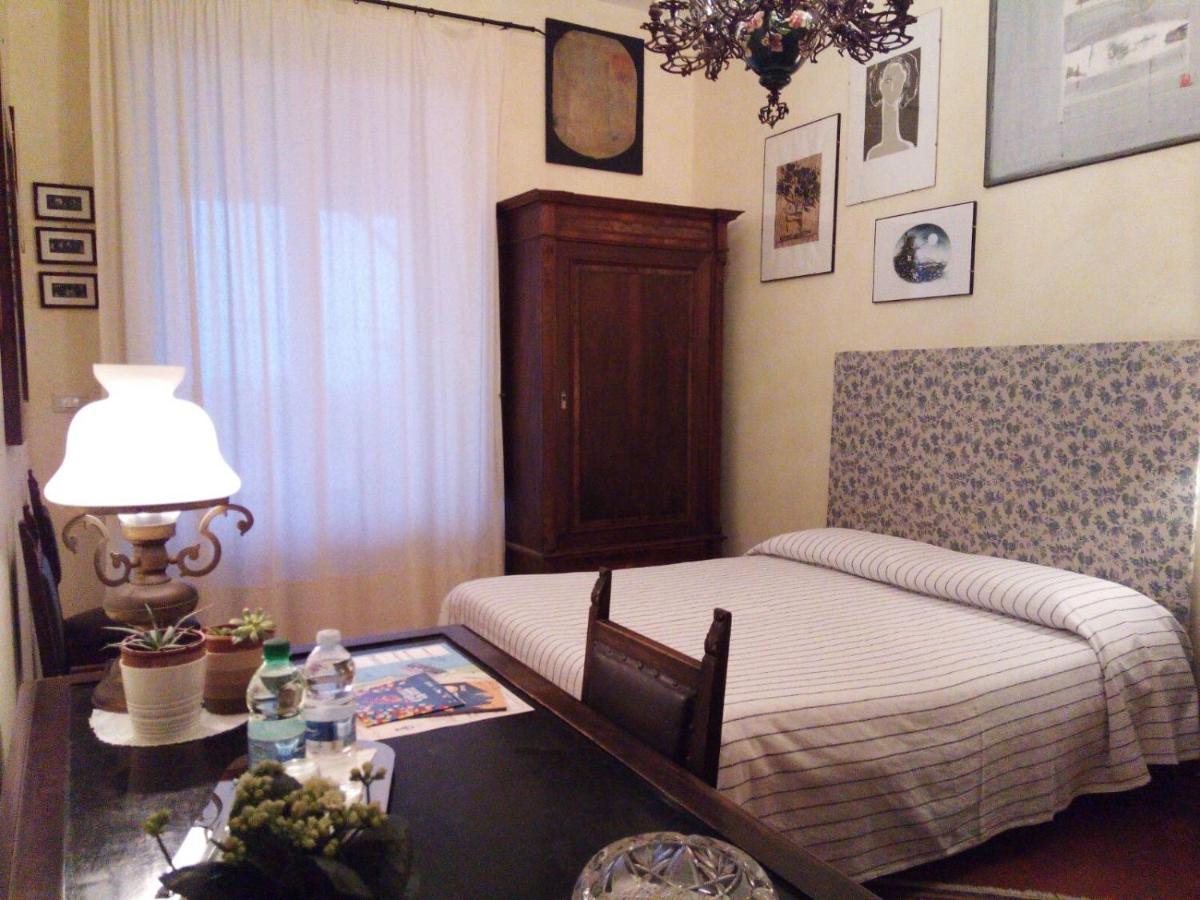 A Casa Di Tommy B&B 아치레알레 외부 사진