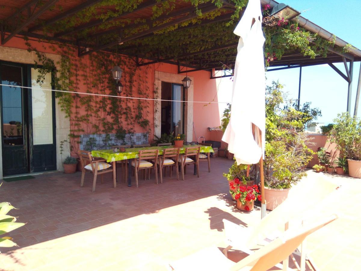 A Casa Di Tommy B&B 아치레알레 외부 사진